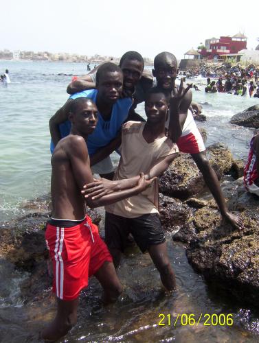 une sortie de fin d annee a ngor avec des amis